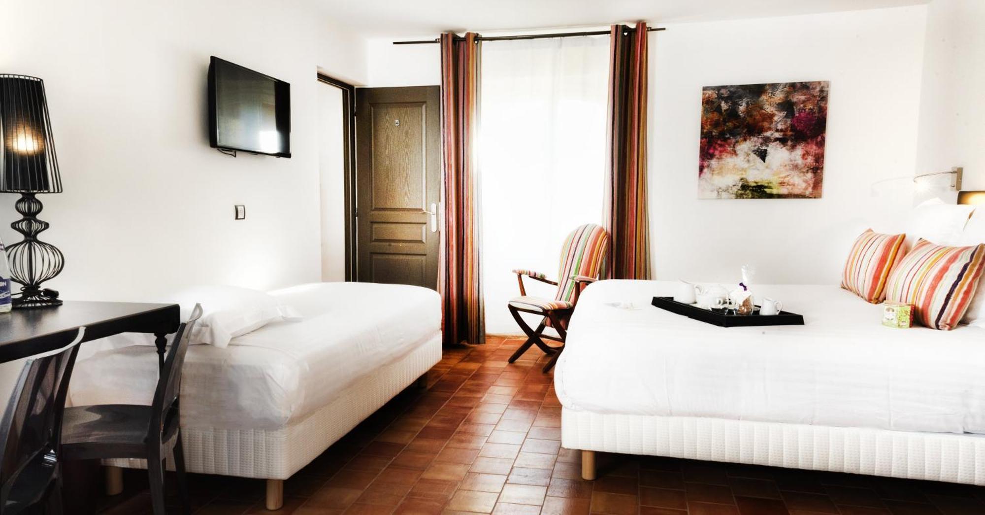 Hotel La Ferme Chapouton - Teritoria Grignan Exterior foto